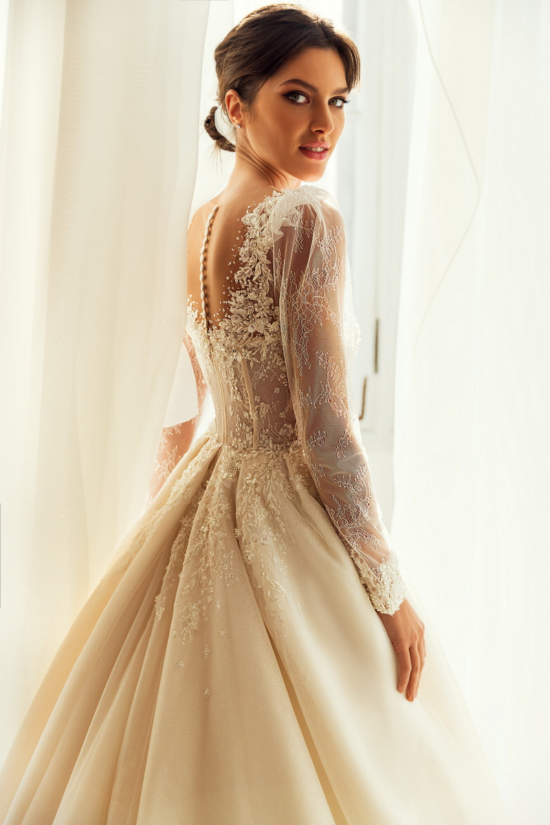 Angelina Pirtskhalava featured in  the Luce Sposa catalogue for Spring/Summer 2023