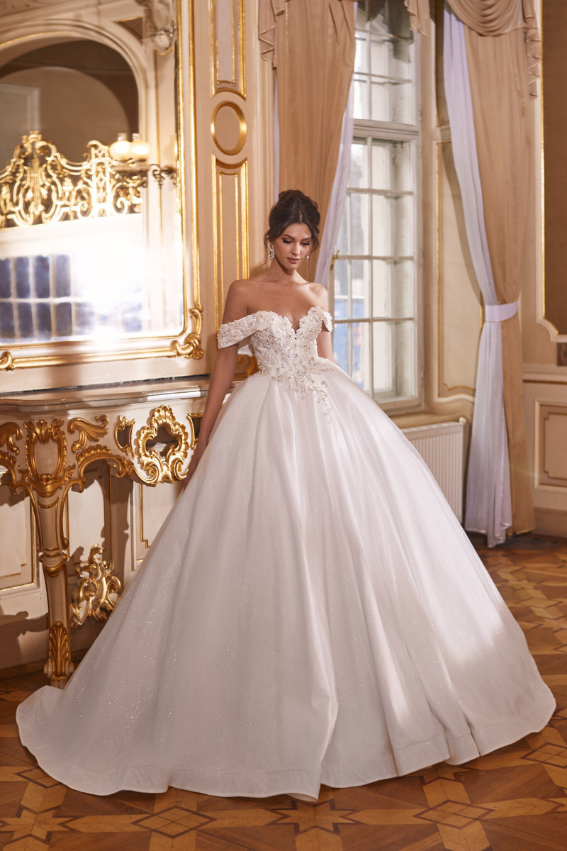 Angelina Pirtskhalava featured in  the Ricca Sposa catalogue for Autumn/Winter 2022