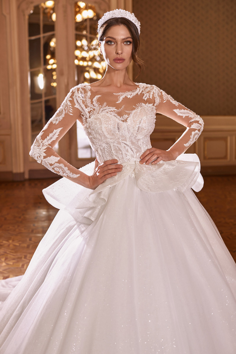 Angelina Pirtskhalava featured in  the Ricca Sposa catalogue for Autumn/Winter 2022