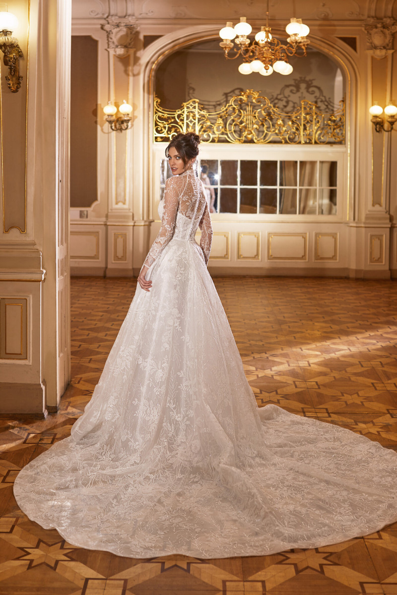 Angelina Pirtskhalava featured in  the Ricca Sposa catalogue for Autumn/Winter 2022