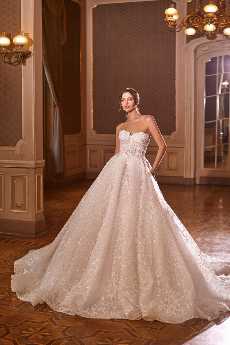 Angelina Pirtskhalava featured in  the Ricca Sposa catalogue for Autumn/Winter 2022