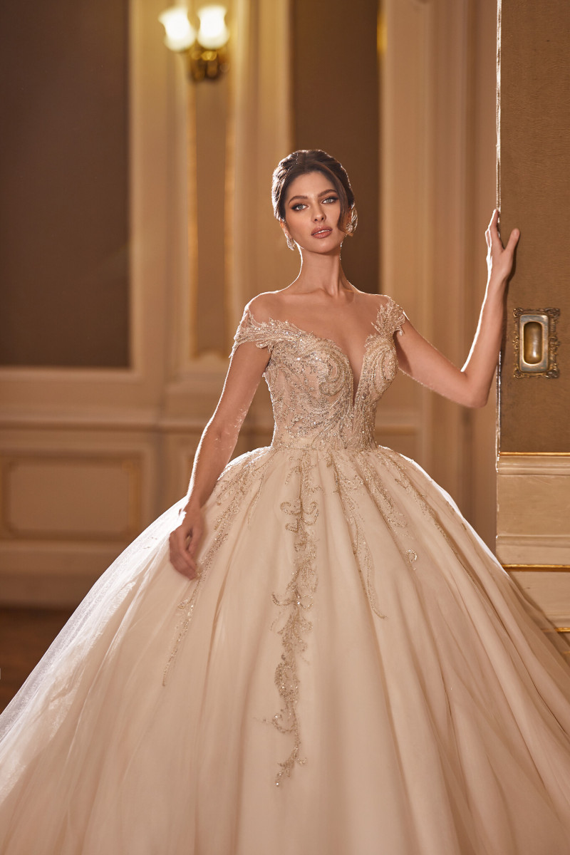 Angelina Pirtskhalava featured in  the Ricca Sposa catalogue for Autumn/Winter 2022