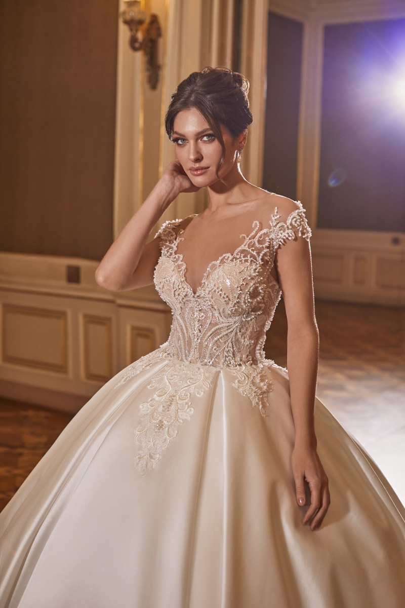 Angelina Pirtskhalava featured in  the Ricca Sposa catalogue for Autumn/Winter 2022