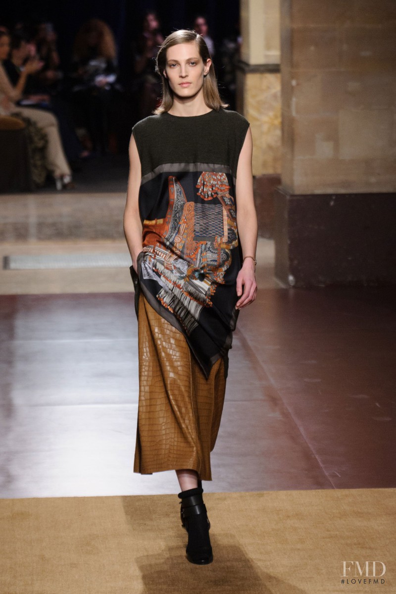 Othilia Simon featured in  the Hermès fashion show for Autumn/Winter 2014