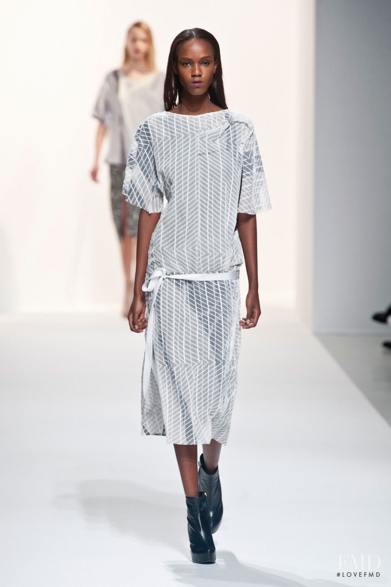 Leila Ndabirabe featured in  the Hussein Chalayan fashion show for Autumn/Winter 2014