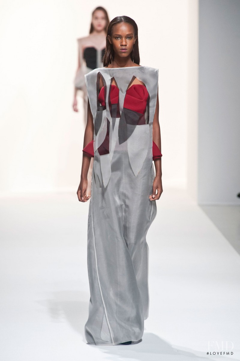 Leila Ndabirabe featured in  the Hussein Chalayan fashion show for Autumn/Winter 2014