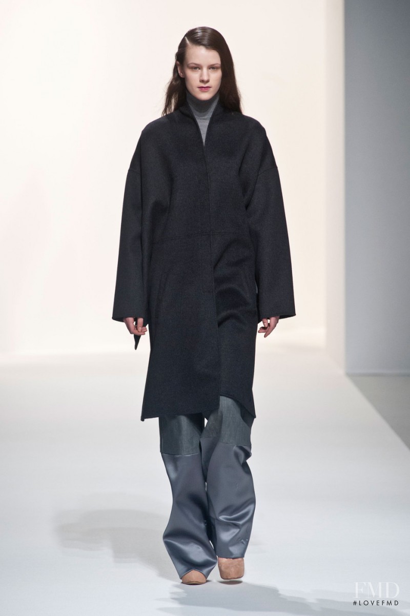 Kayley Chabot featured in  the Hussein Chalayan fashion show for Autumn/Winter 2014