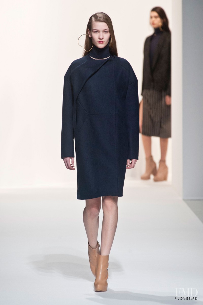 Elena Bartels featured in  the Hussein Chalayan fashion show for Autumn/Winter 2014