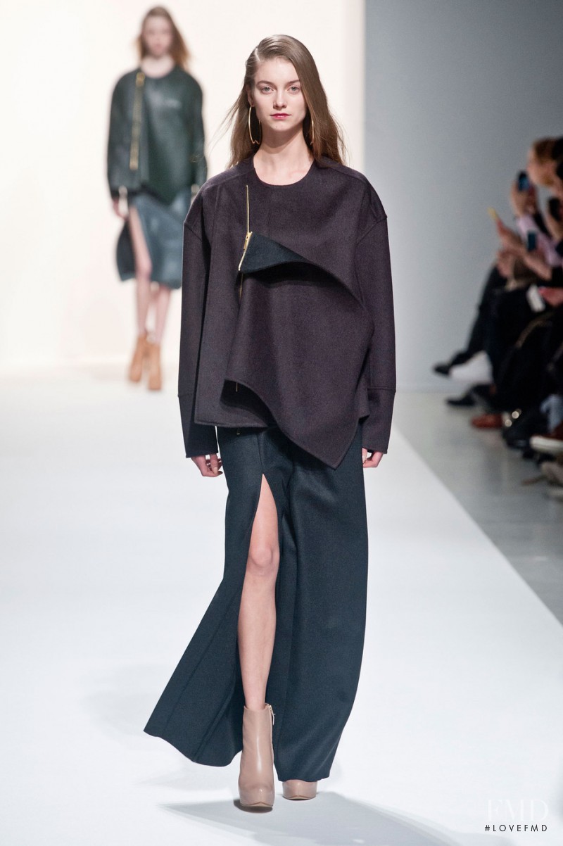Iris van Berne featured in  the Hussein Chalayan fashion show for Autumn/Winter 2014