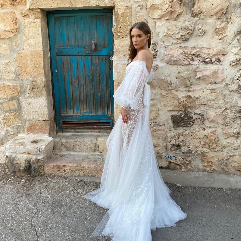 Daria Piotrowiak featured in  the Hila Shalom Bridal lookbook for Spring/Summer 2023