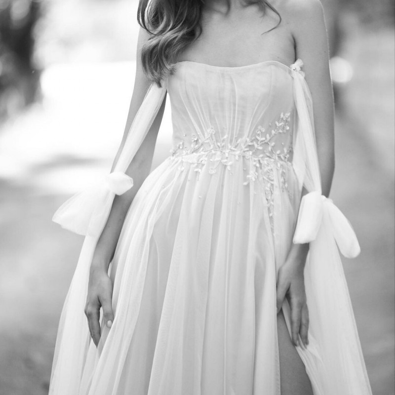 Daria Piotrowiak featured in  the Hila Shalom Bridal lookbook for Spring/Summer 2023