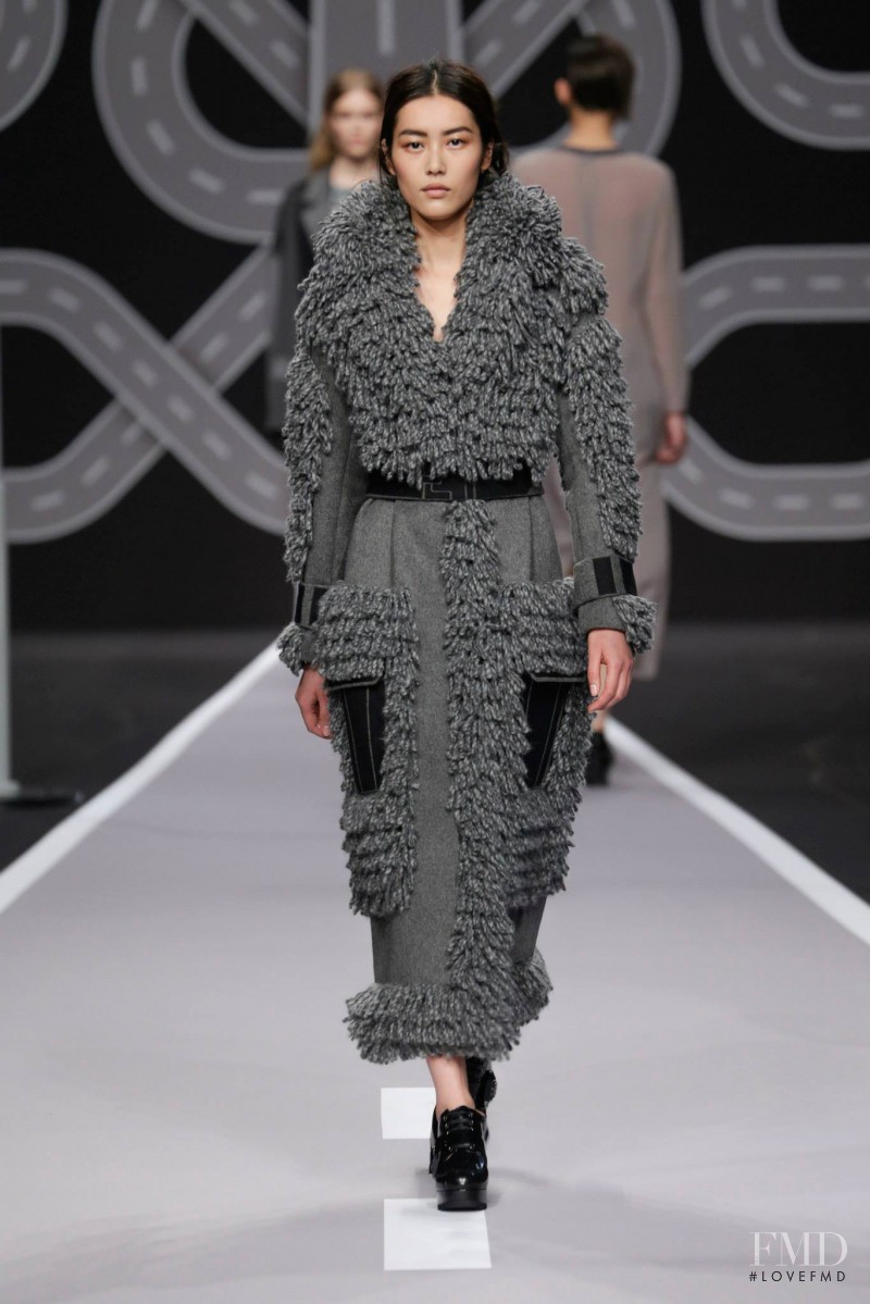 Liu Wen featured in  the Viktor & Rolf fashion show for Autumn/Winter 2014