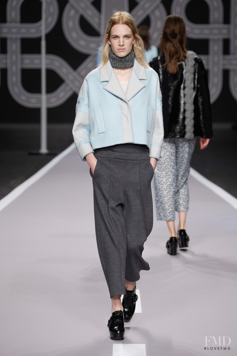 Ashleigh Good featured in  the Viktor & Rolf fashion show for Autumn/Winter 2014