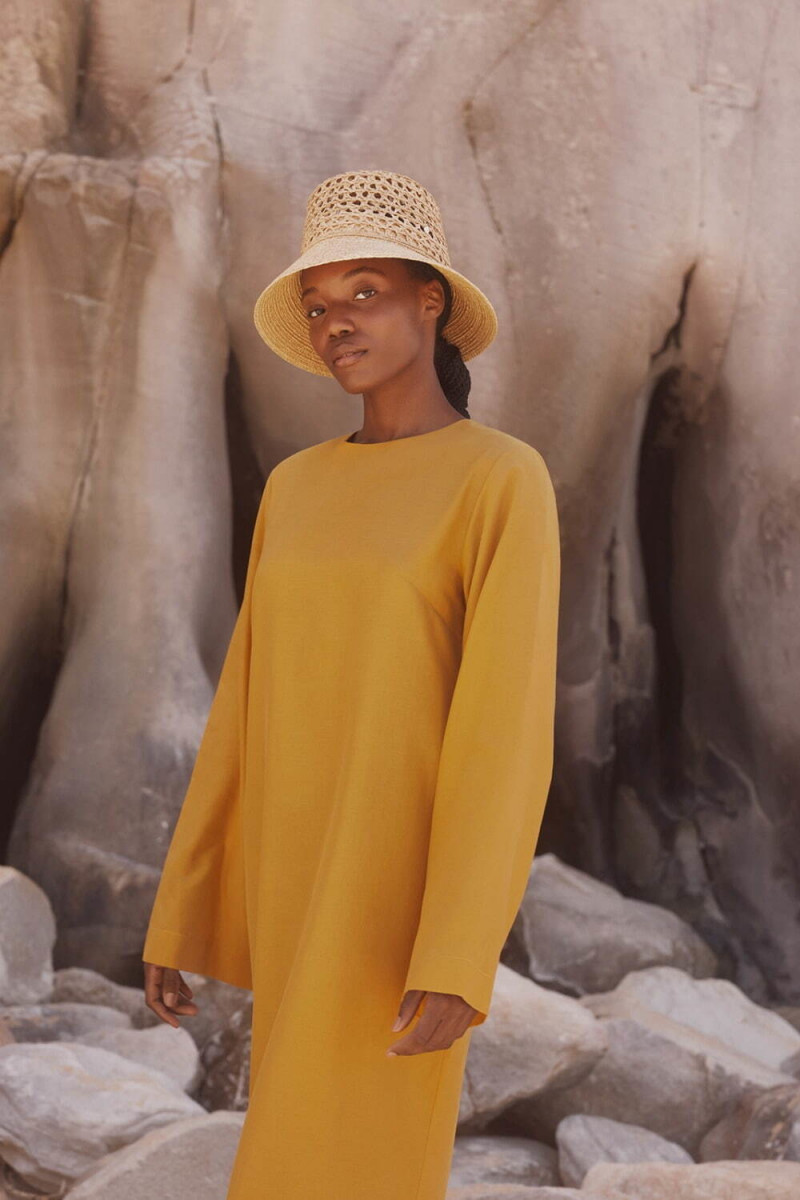 Helen Kaminski lookbook for Spring/Summer 2023