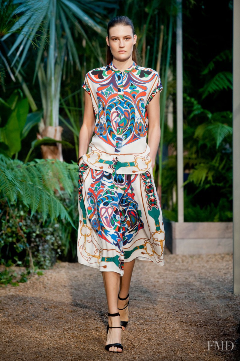 Maria Bradley featured in  the Hermès fashion show for Spring/Summer 2014