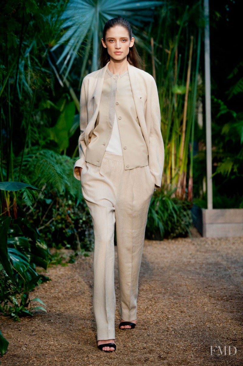 Kate Goodling featured in  the Hermès fashion show for Spring/Summer 2014