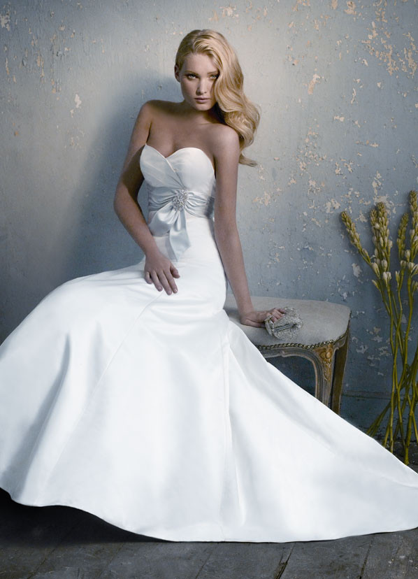 Elsa Hosk featured in  the Alvina Valenta lookbook for Spring/Summer 2009