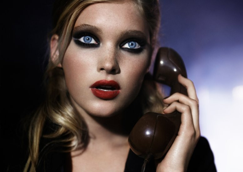 Elsa Hosk featured in  the Vagabond advertisement for Autumn/Winter 2006