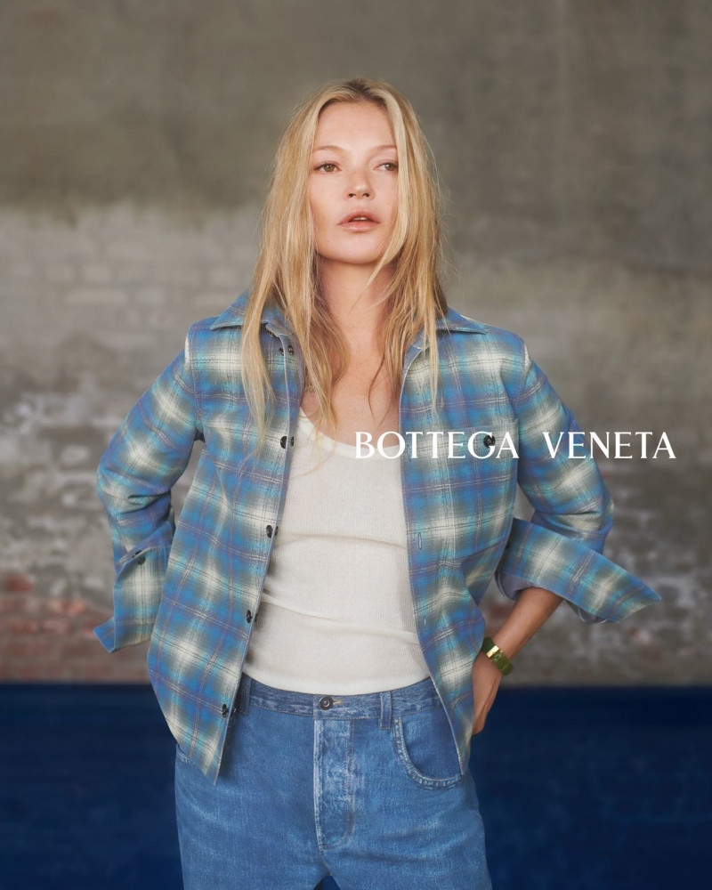 Kate Moss featured in  the Bottega Veneta advertisement for Spring/Summer 2023