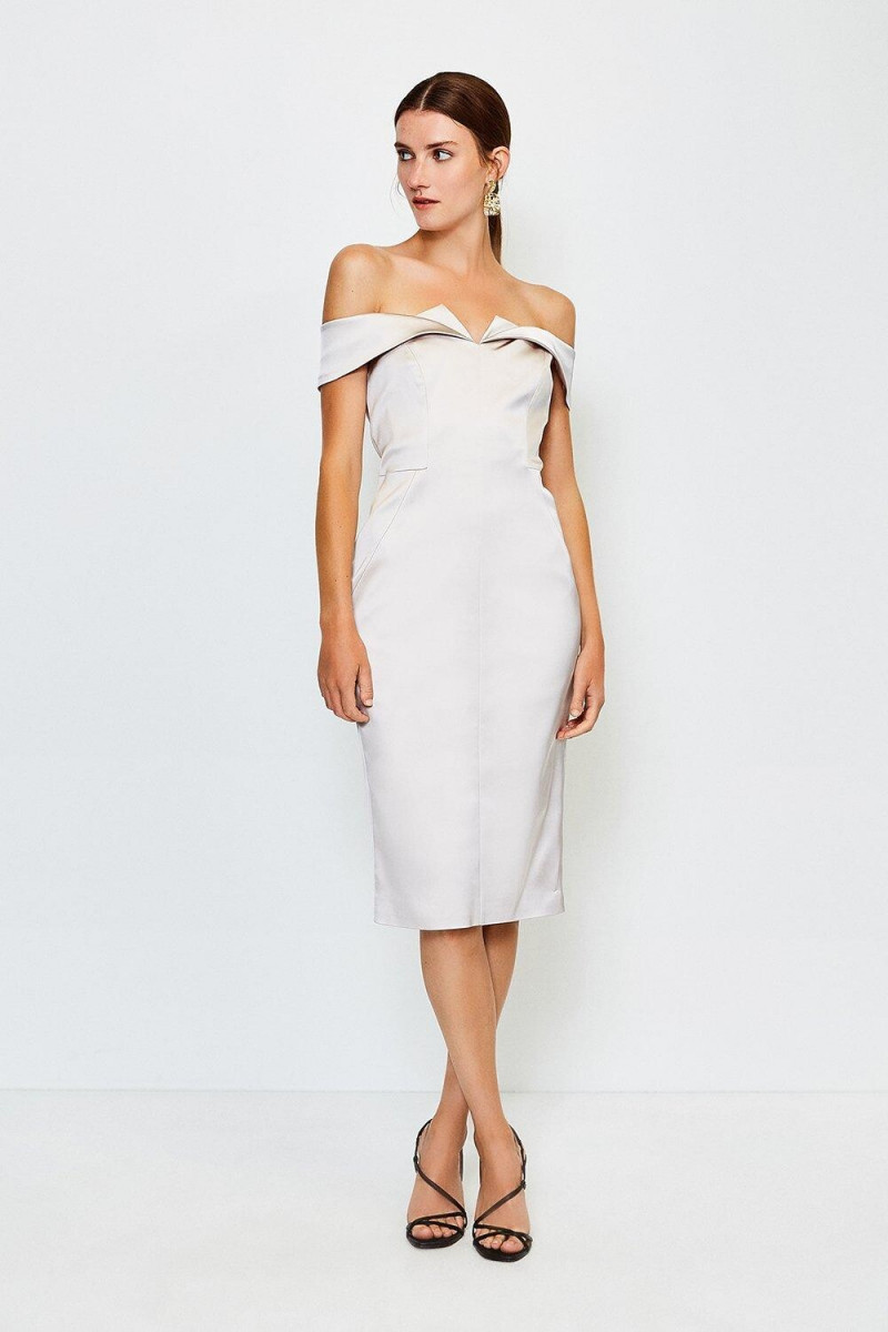Aimee Foy featured in  the Karen Millen catalogue for Spring/Summer 2021