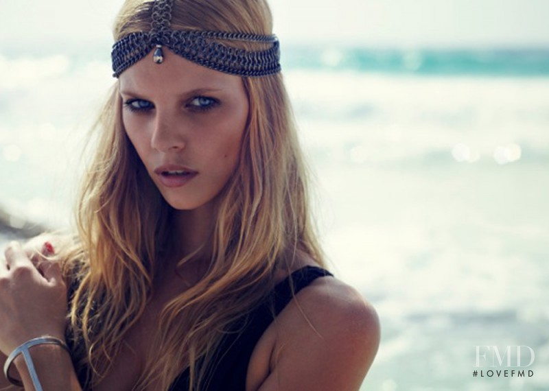 Marloes Horst featured in  the KOOKAI advertisement for Spring/Summer 2013