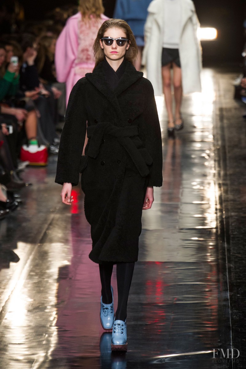 Iris van Berne featured in  the Carven fashion show for Autumn/Winter 2013
