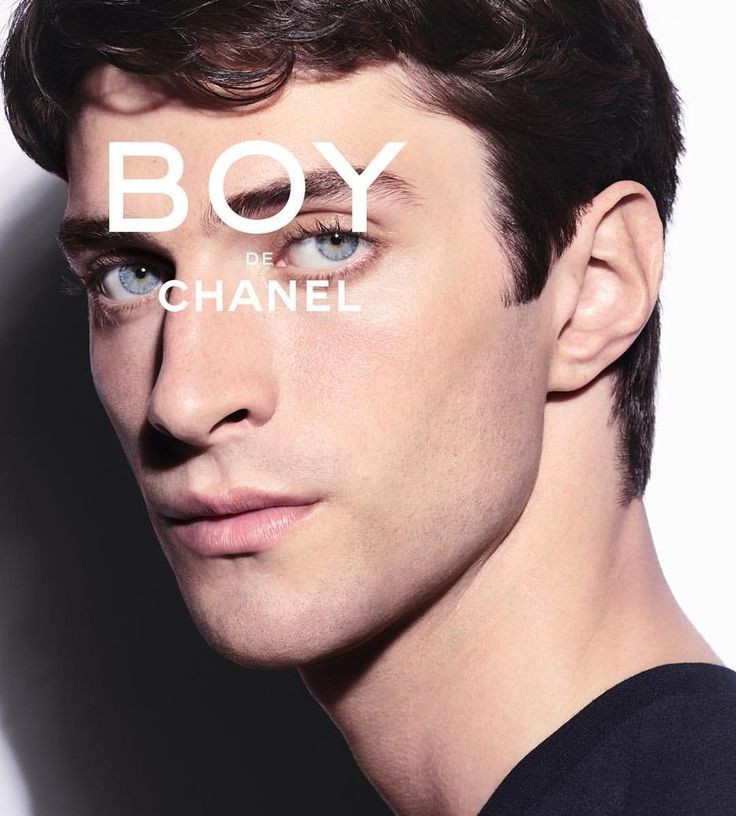 Matthew Bell featured in  the Chanel Beauty Boy de Chanel advertisement for Winter 2018