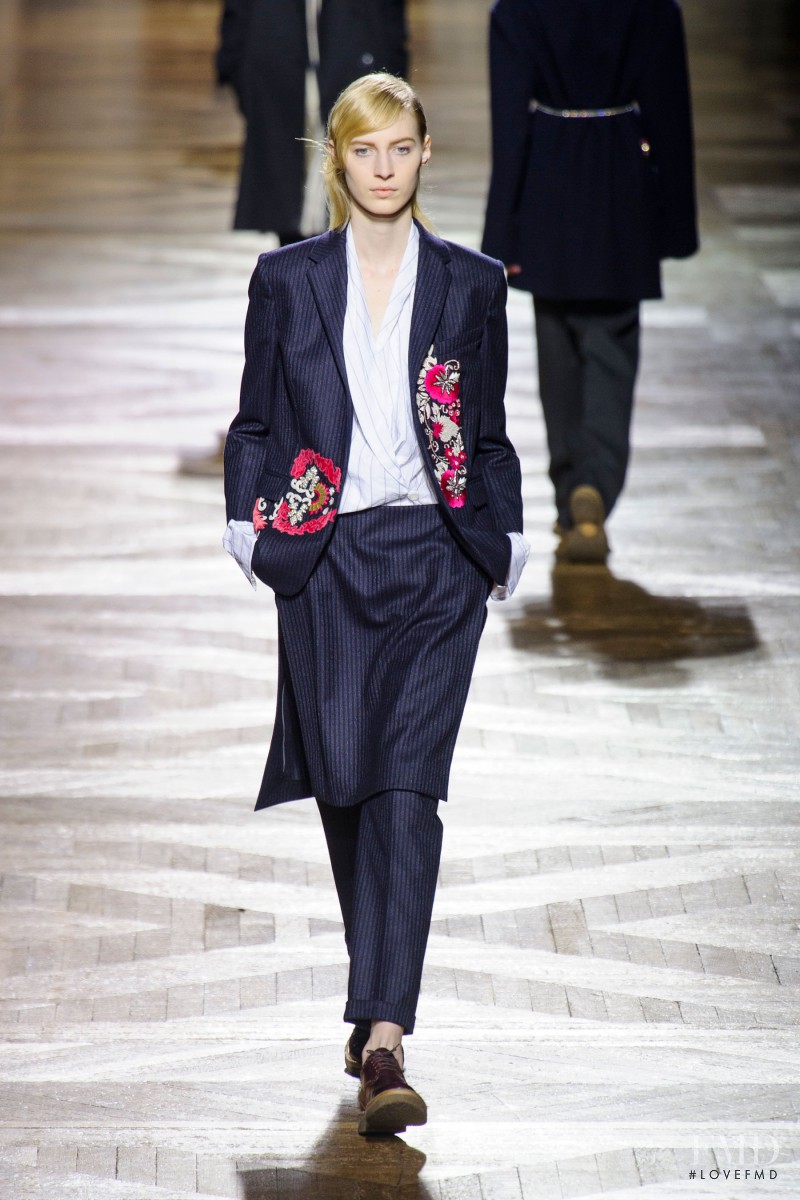 Julia Nobis featured in  the Dries van Noten fashion show for Autumn/Winter 2013