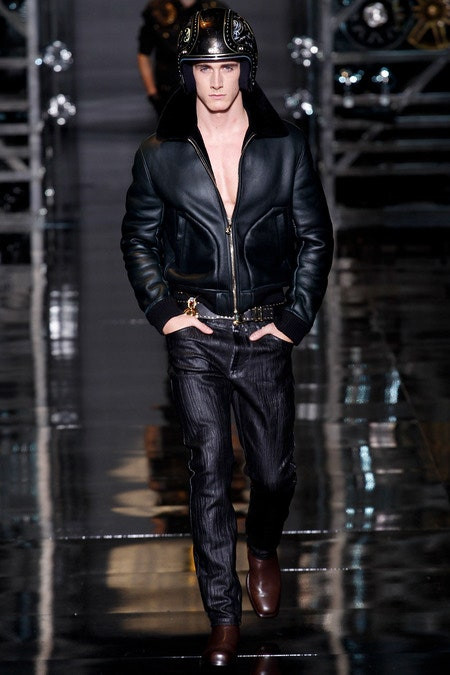 Versace fashion show for Autumn/Winter 2014