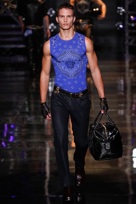 Versace fashion show for Autumn/Winter 2014