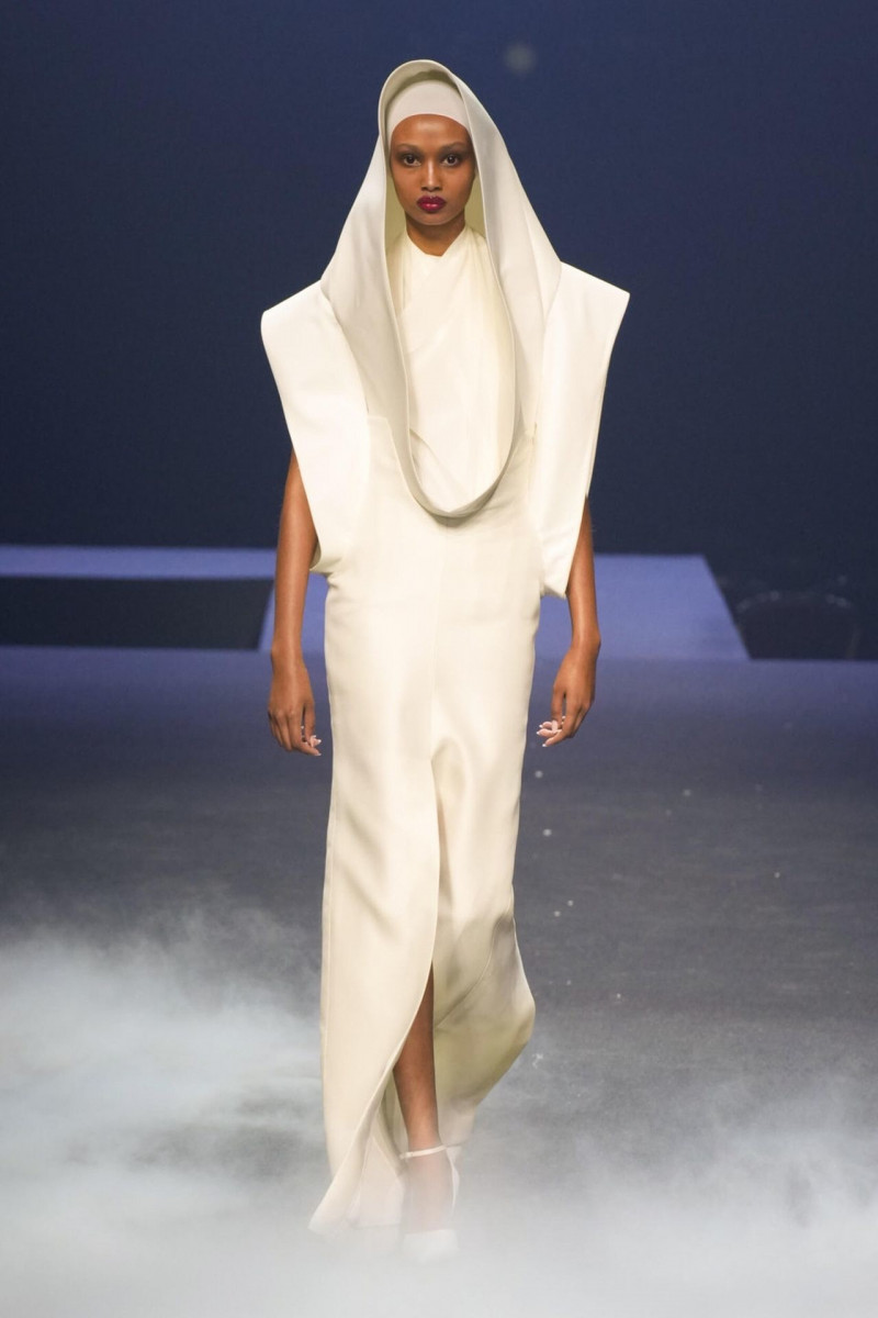 Ashi Studio fashion show for Autumn/Winter 2023