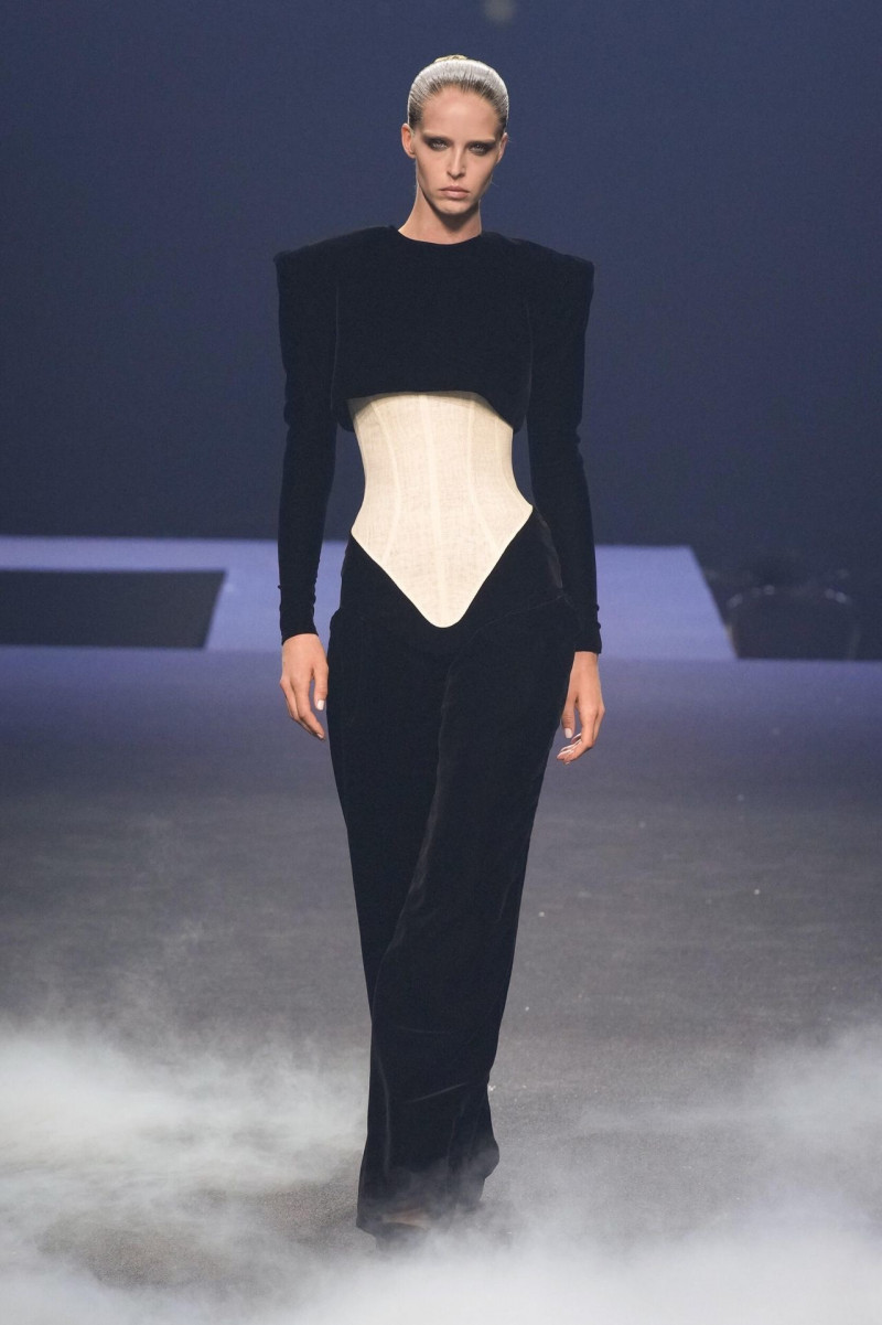 Ashi Studio fashion show for Autumn/Winter 2023