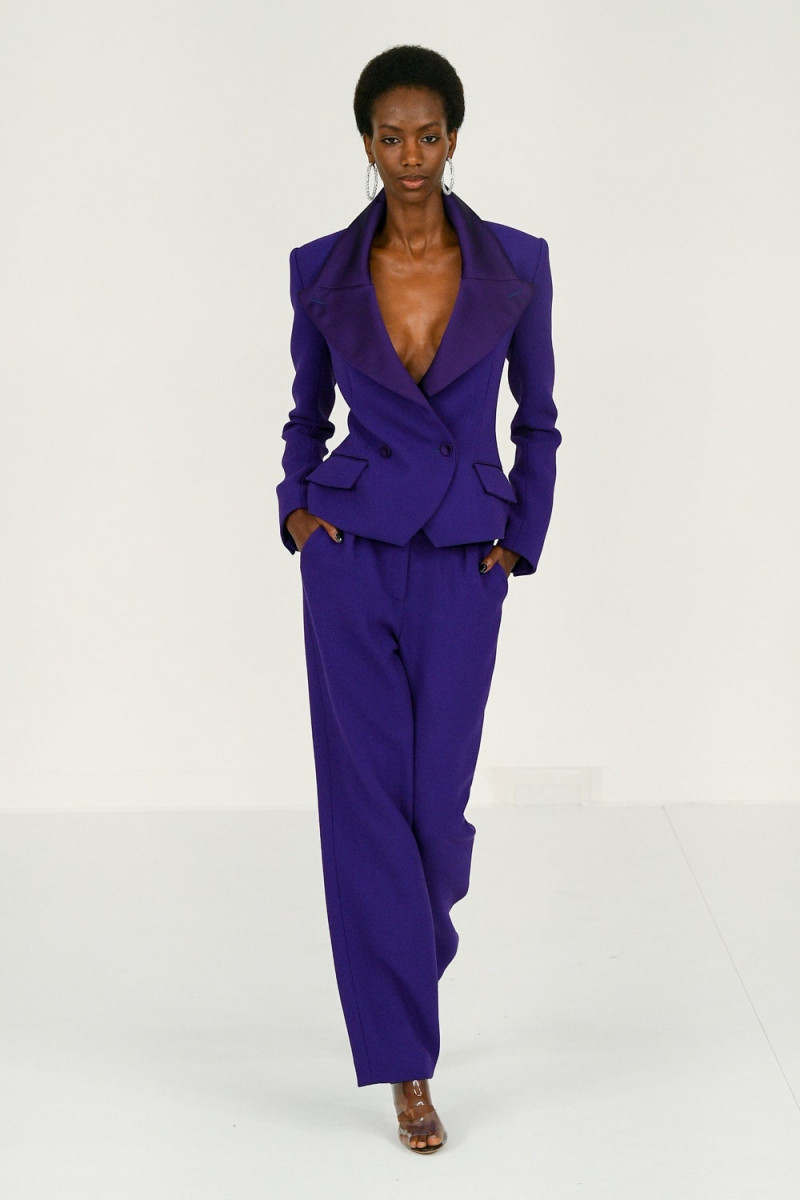 Alexis Mabille fashion show for Autumn/Winter 2023