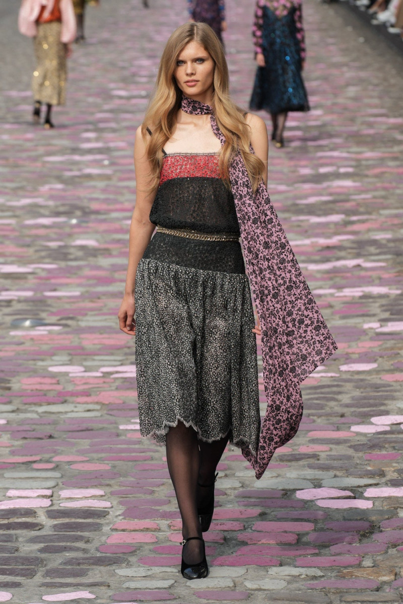 Ida Heiner featured in  the Chanel Haute Couture fashion show for Autumn/Winter 2023