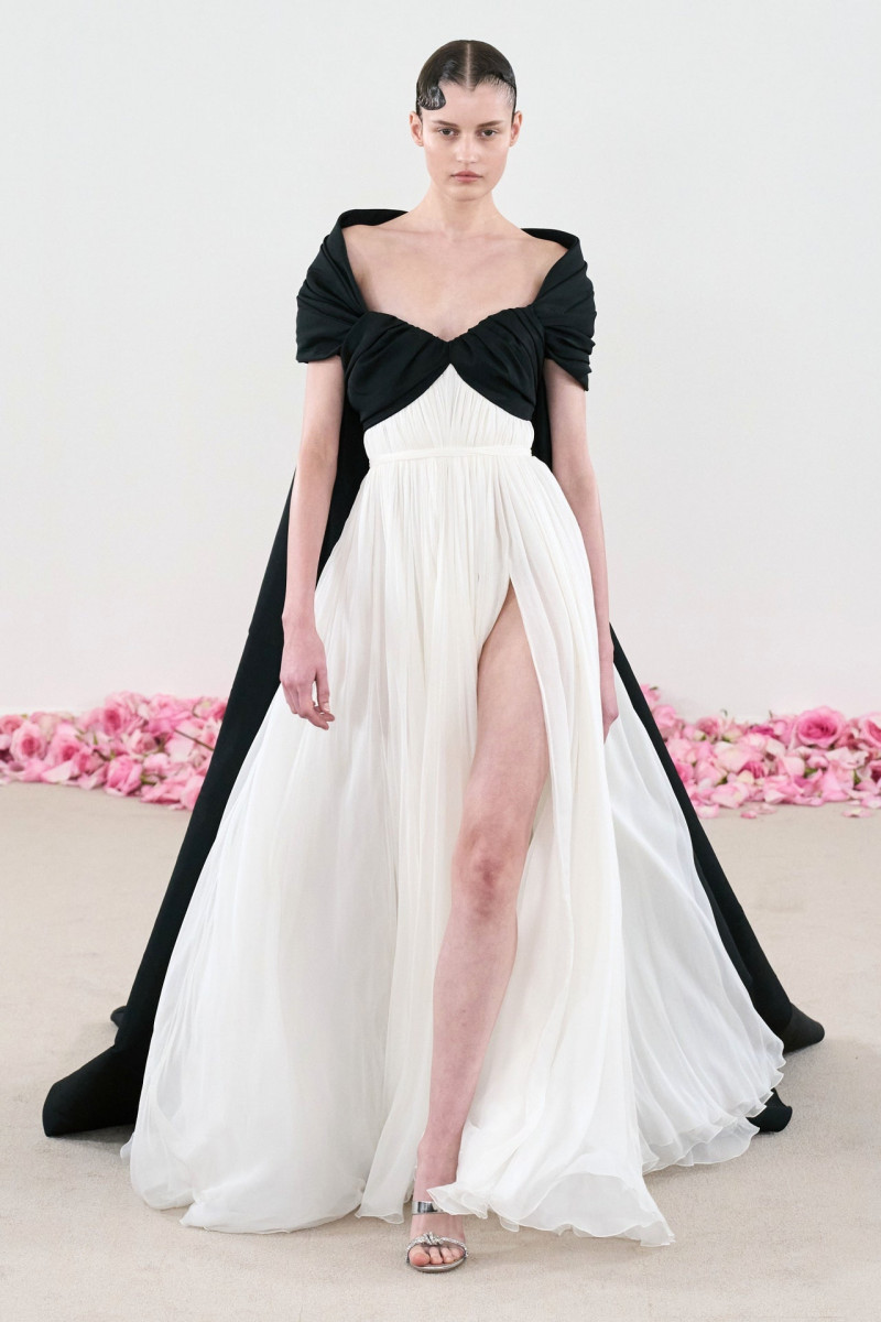 Giambattista Valli Haute Couture fashion show for Autumn/Winter 2023