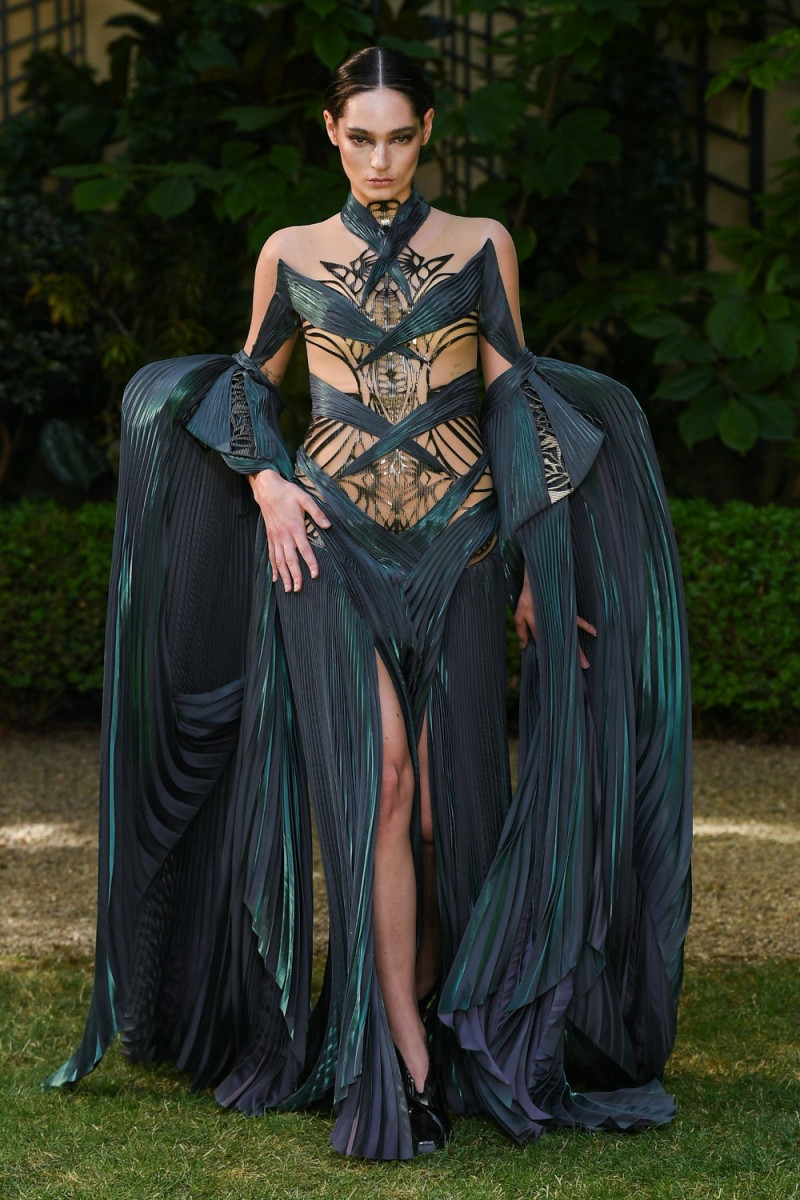 Iris Van Herpen fashion show for Autumn/Winter 2023