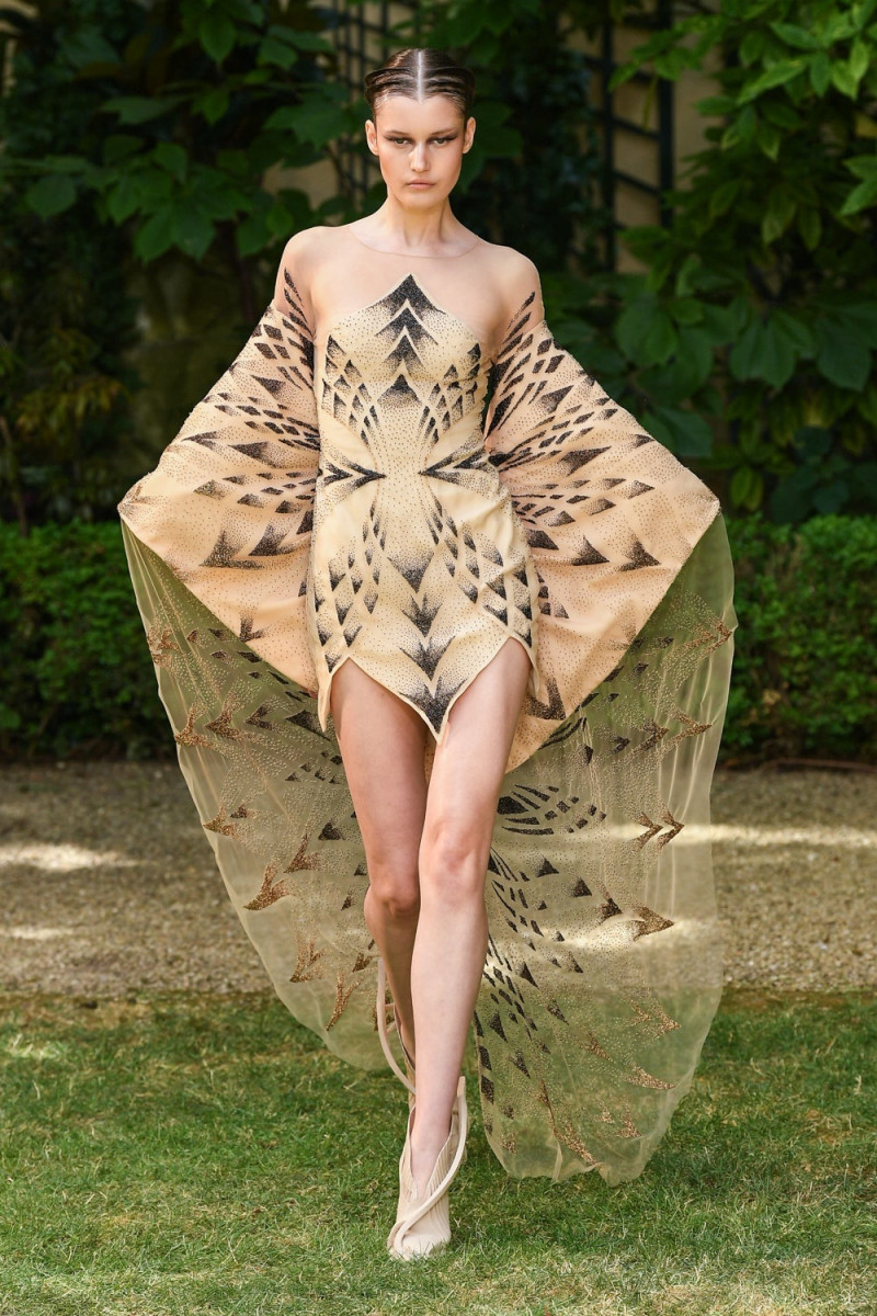 Iris Van Herpen fashion show for Autumn/Winter 2023