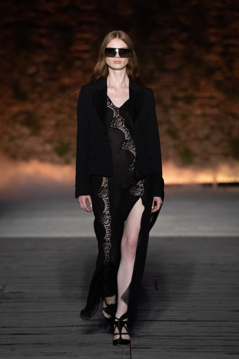 Alberta Ferretti fashion show for Resort 2024