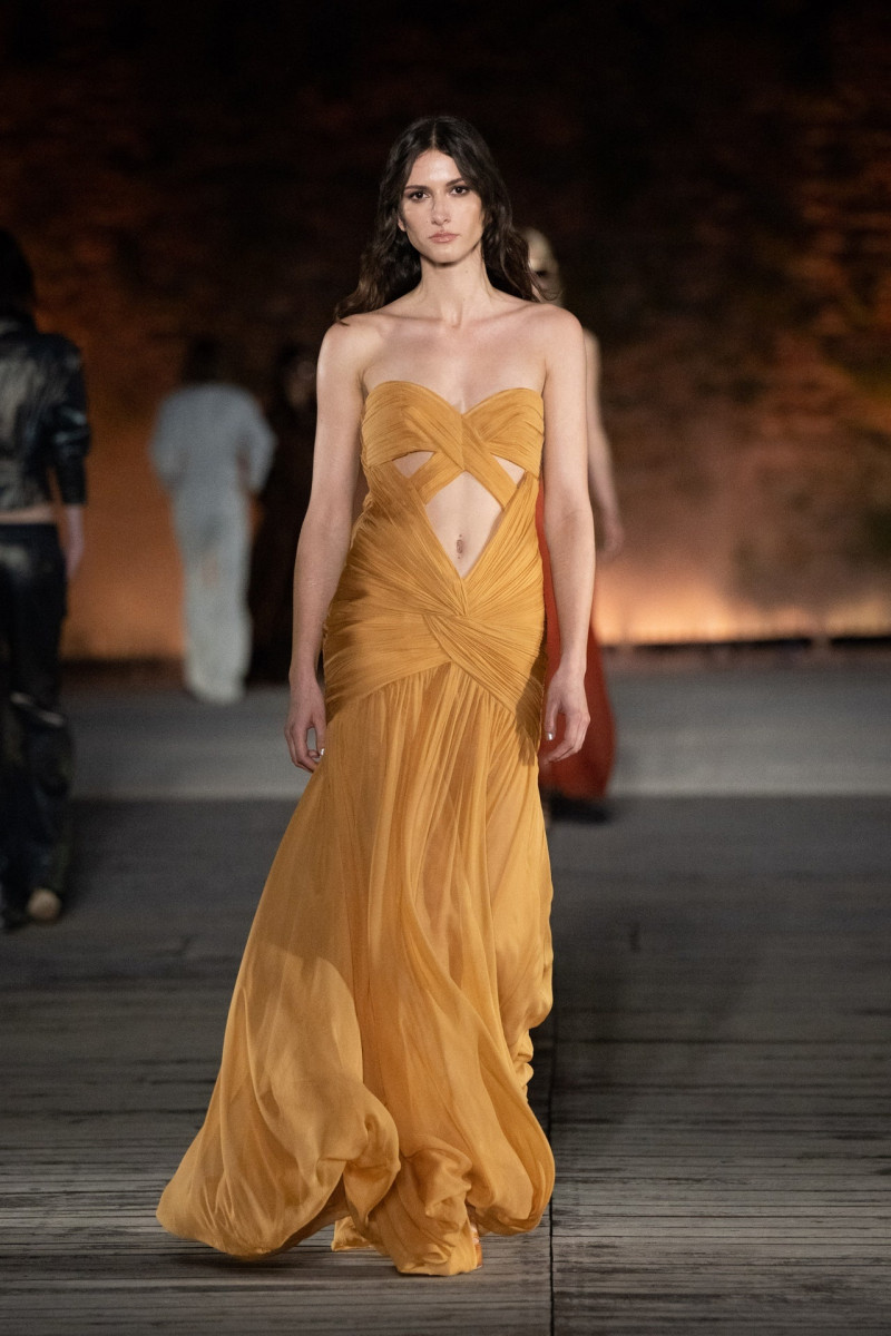 Alberta Ferretti fashion show for Resort 2024