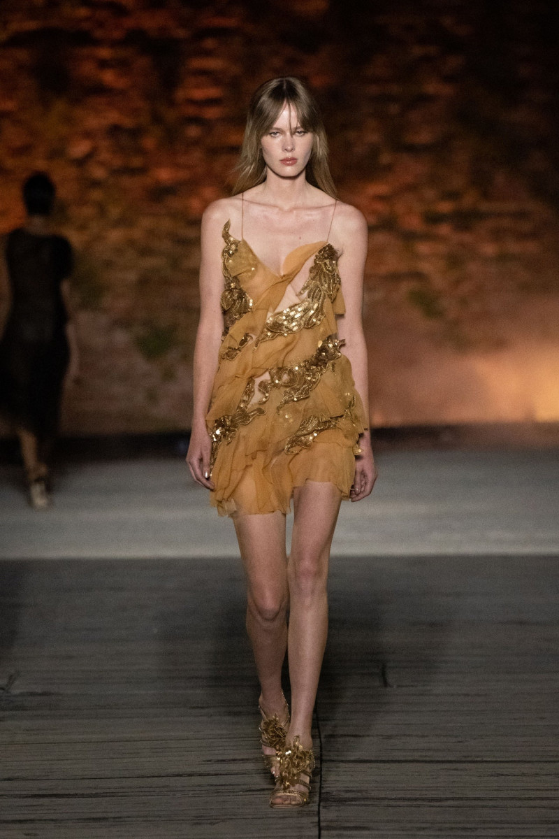 Alberta Ferretti fashion show for Resort 2024