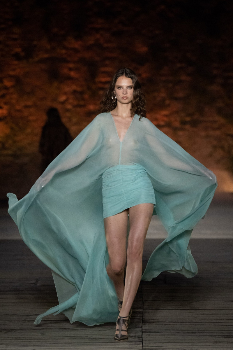 Alberta Ferretti fashion show for Resort 2024