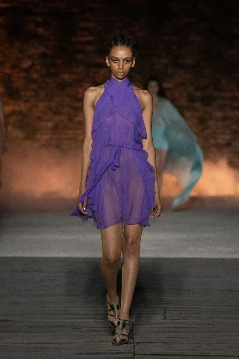 Alberta Ferretti fashion show for Resort 2024