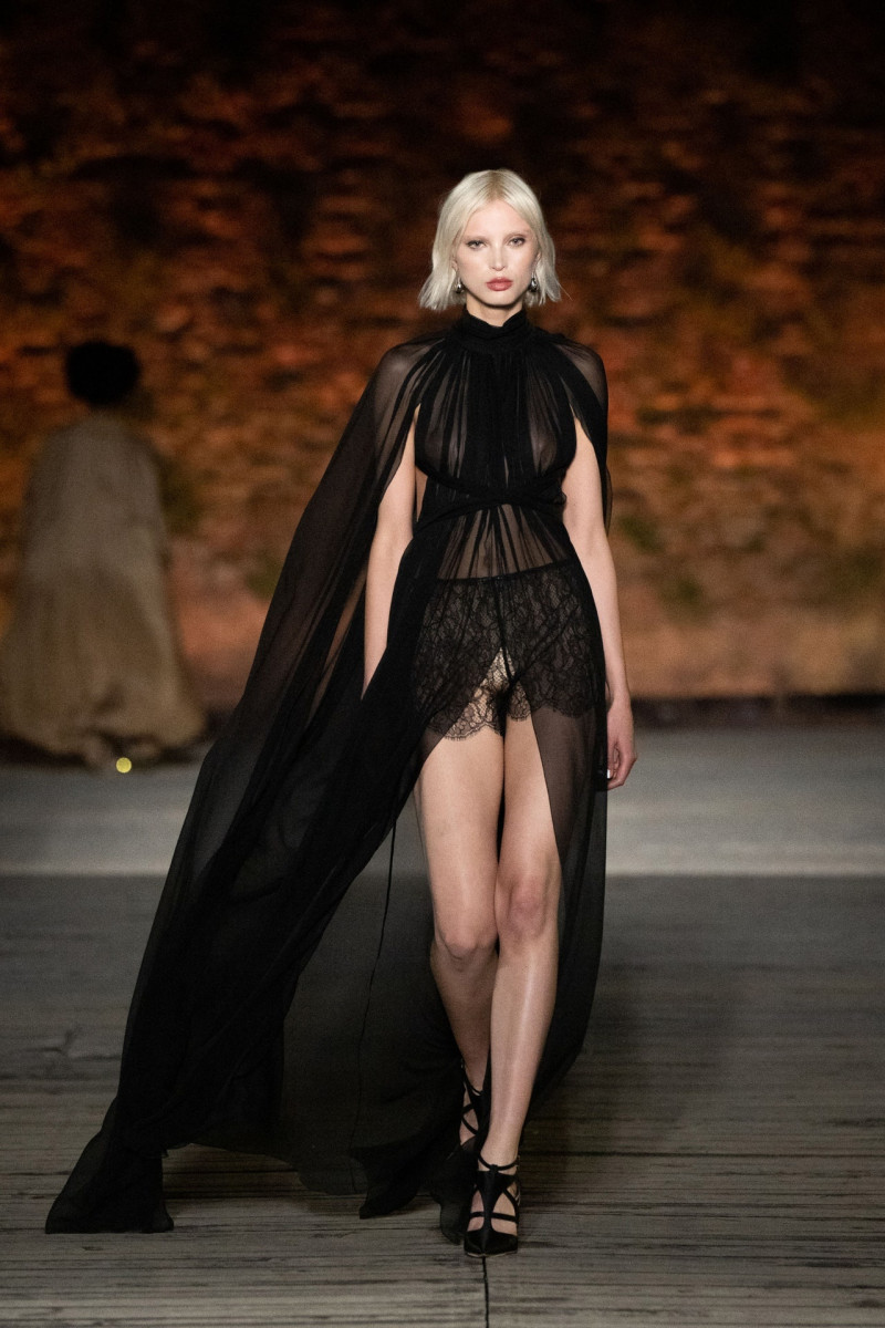 Alberta Ferretti fashion show for Resort 2024