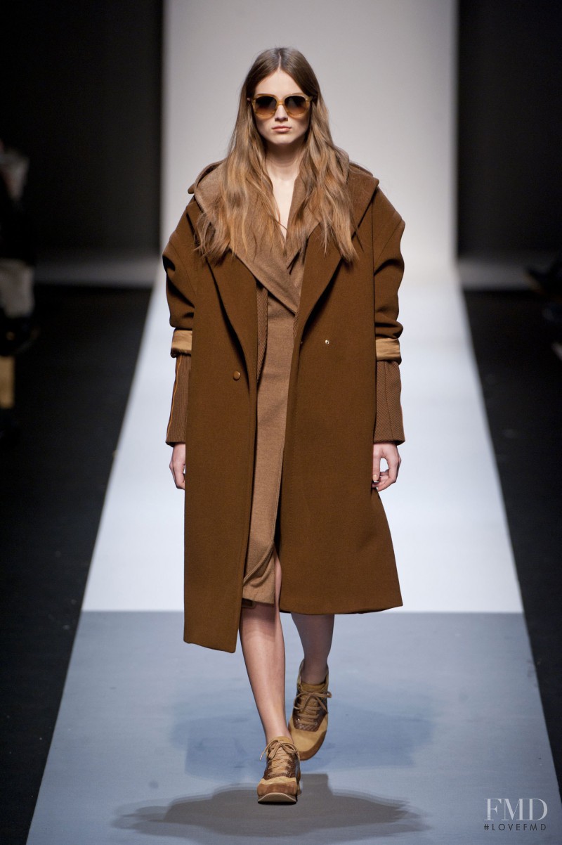 Agne Konciute featured in  the Max Mara fashion show for Autumn/Winter 2013