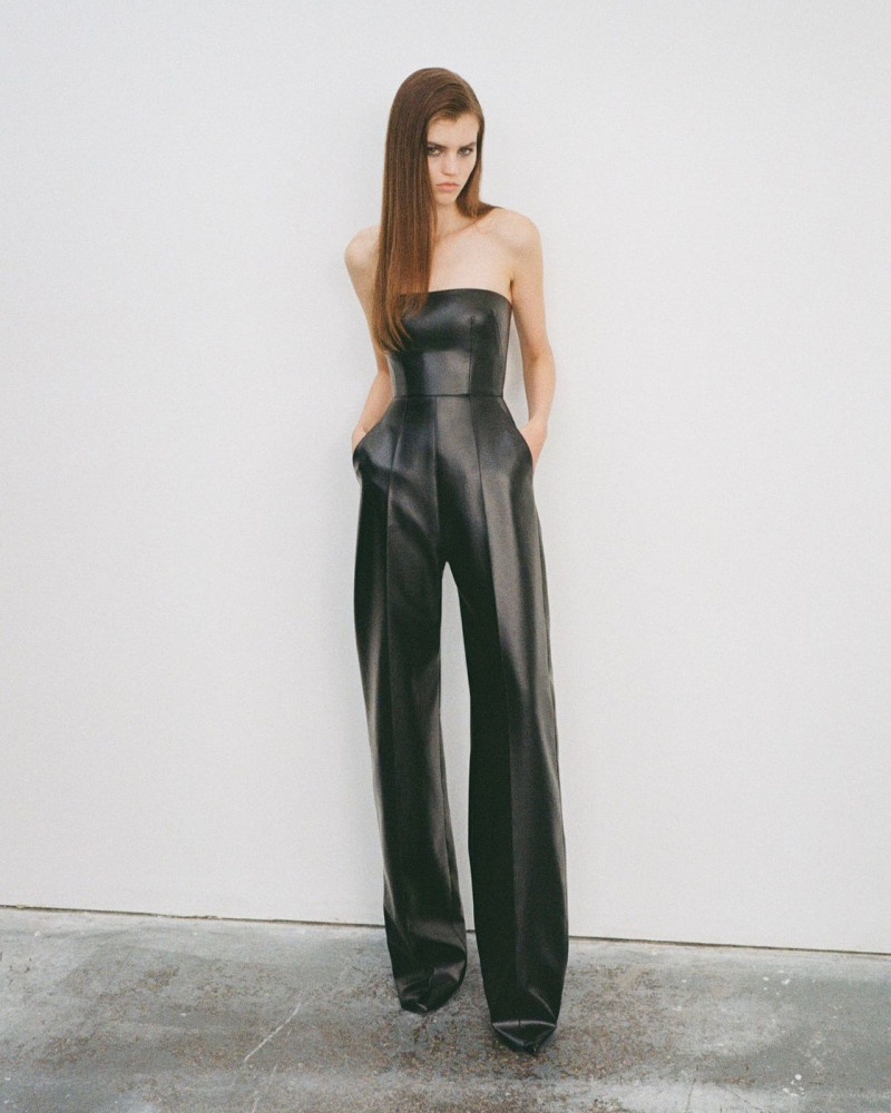 Alex Perry lookbook for Pre-Fall 2023