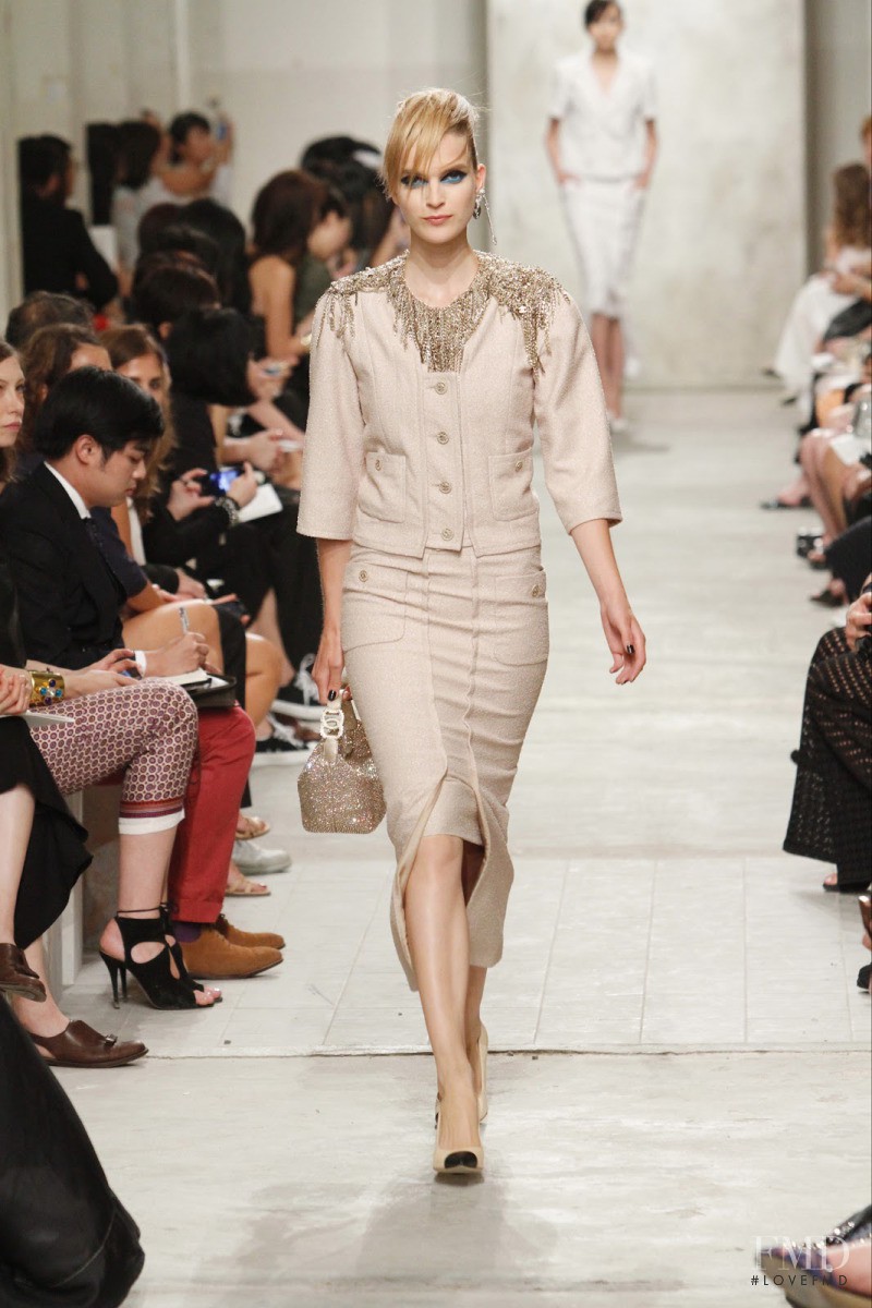 Mirte Maas featured in  the Chanel fashion show for Cruise 2014