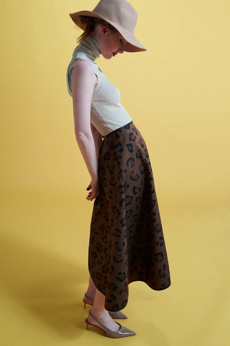 She Tokyo lookbook for Spring/Summer 2023