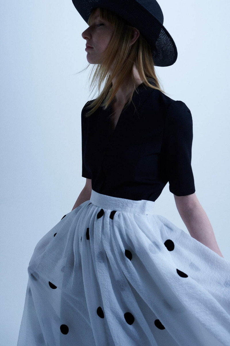 She Tokyo lookbook for Spring/Summer 2023