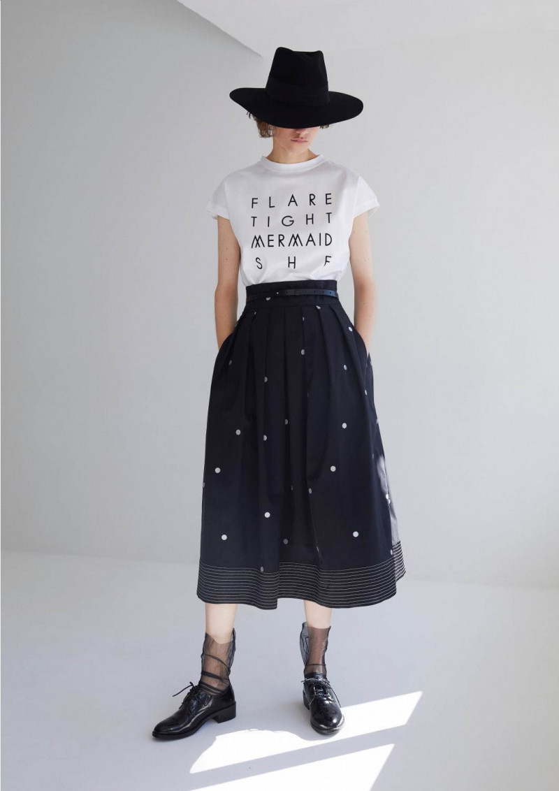 She Tokyo lookbook for Spring/Summer 2021