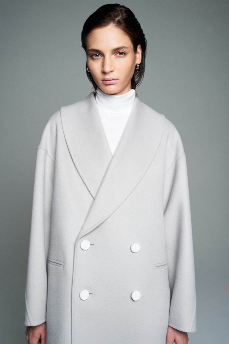 She Tokyo lookbook for Autumn/Winter 2022